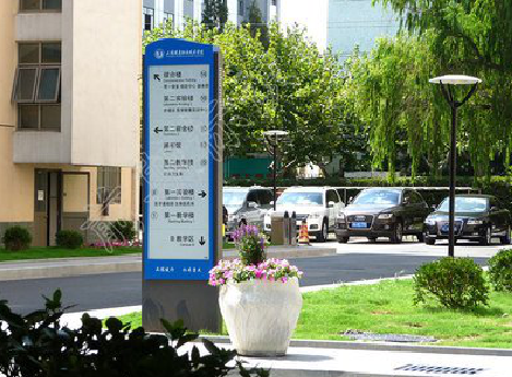 乾县哪些因素影响宣传栏的制作？